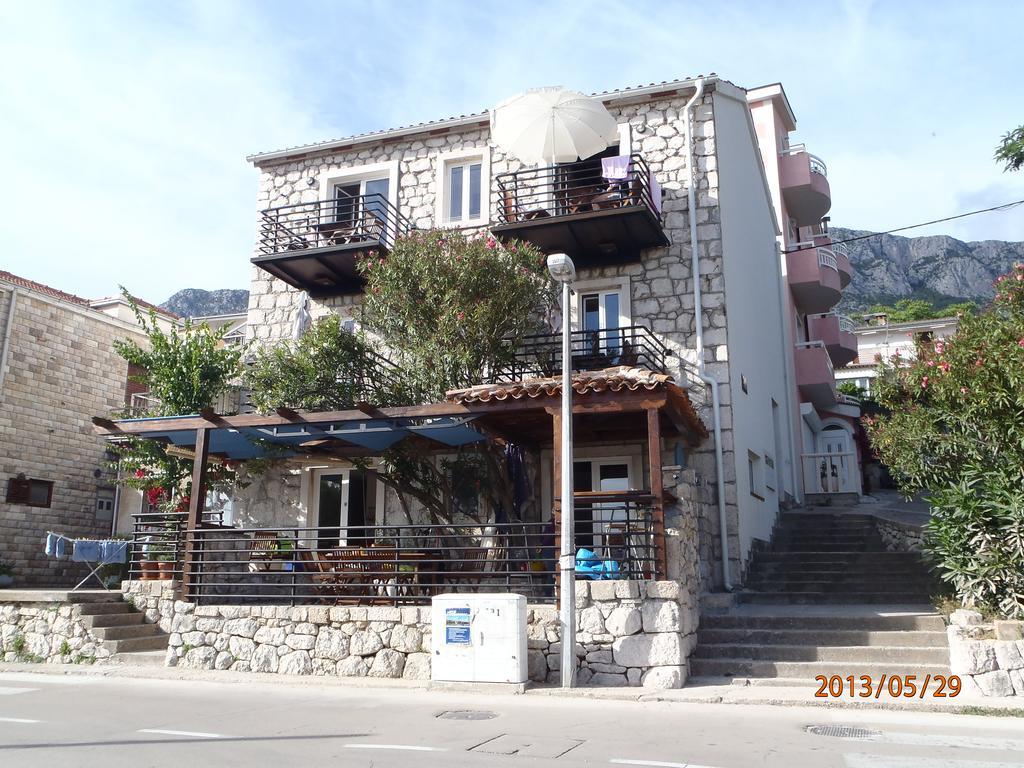 Apartments Mirela Gradac  Exterior photo