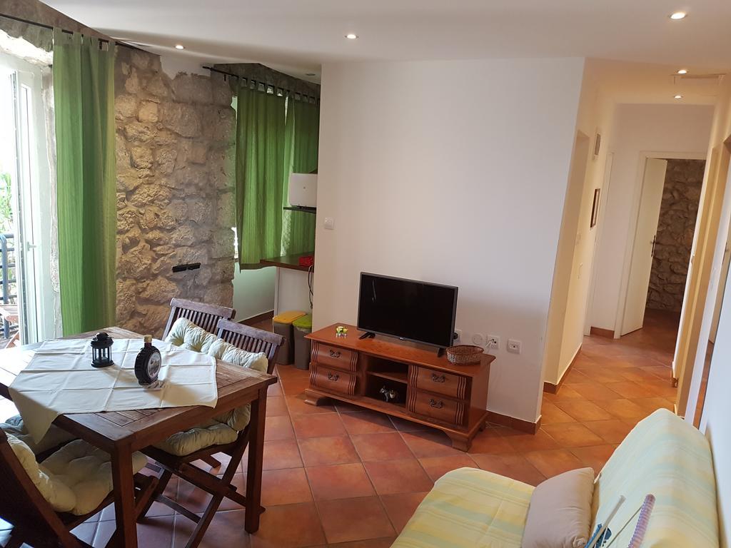 Apartments Mirela Gradac  Exterior photo