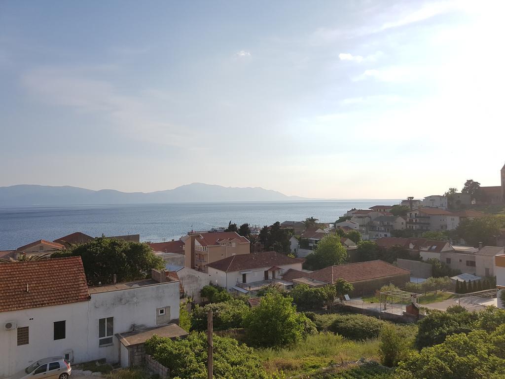 Apartments Mirela Gradac  Exterior photo